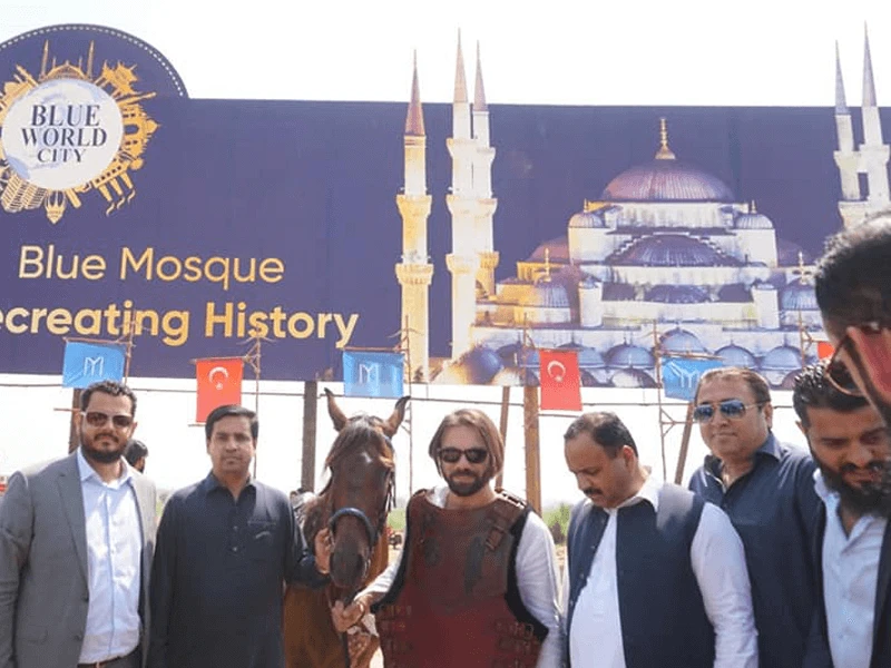 Mr. Cavit Çetin Güner, Dogan Alp of from Diriliş: Ertuğrul joins us today Blue World City